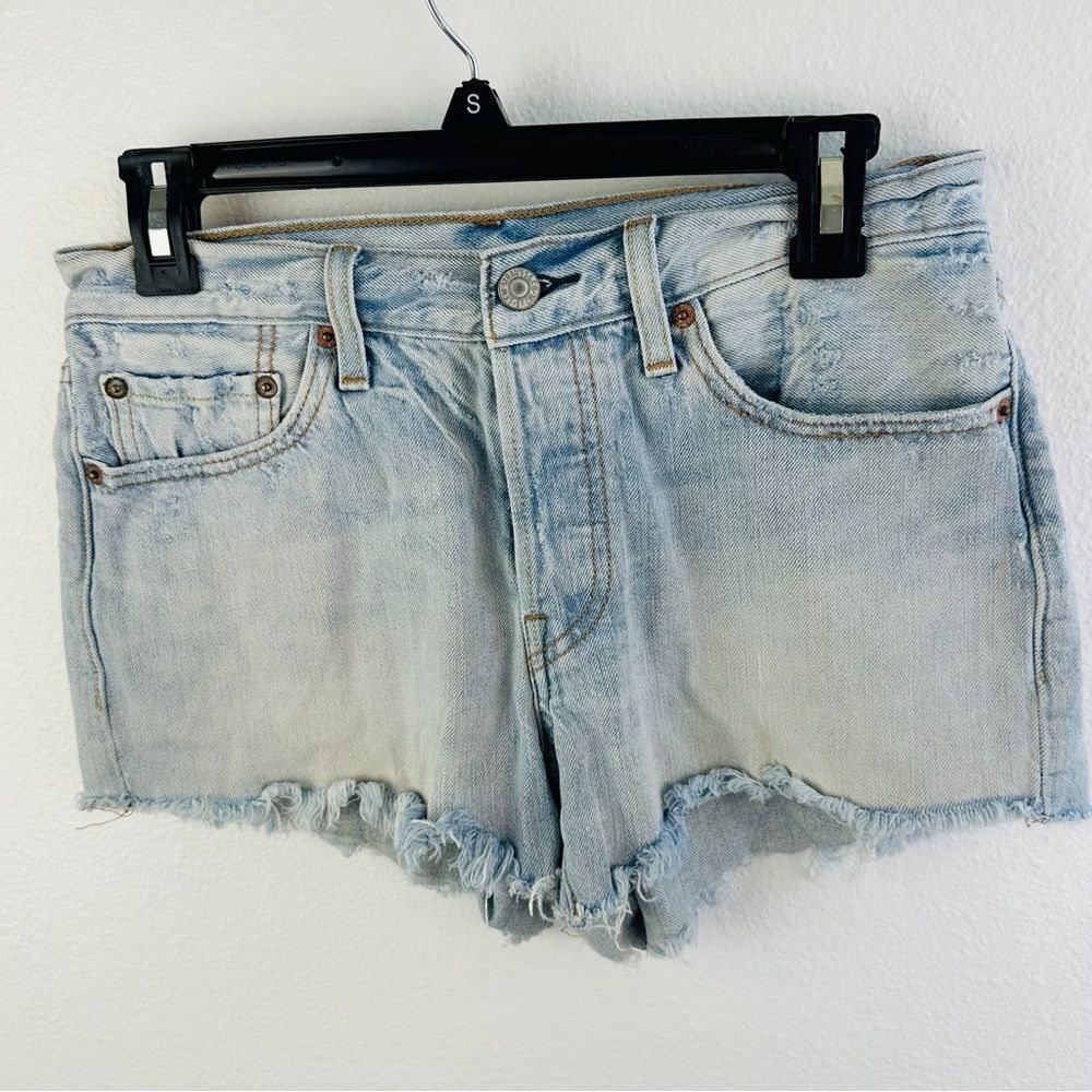 Levi’s 501 Distressed Button Fly Cut Off Shorts Size 26‎